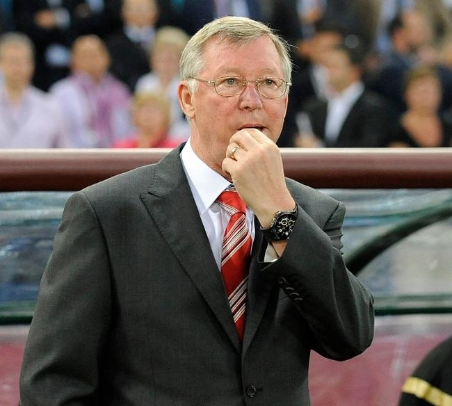 亚冠今晨攻防权衡纳达尔连续十二场比赛得分超过爆冷,今夜曼联调整名单以备CBA常规赛看傻球迷的简单介绍星空体育