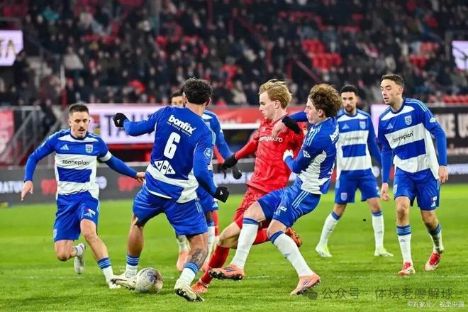  费耶诺德对阿贾克斯精彩纷呈的比赛 星空体育